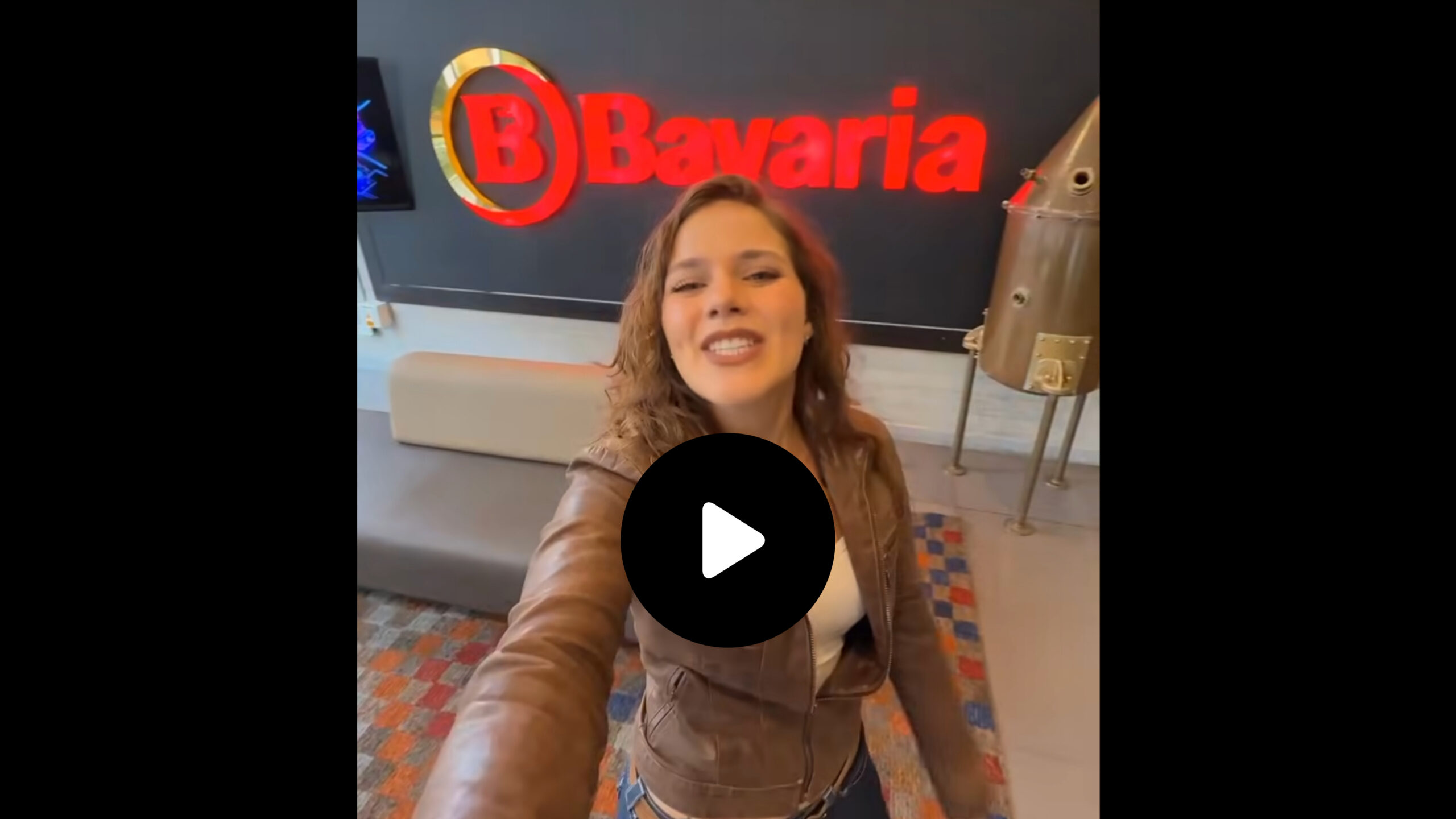 Influencer Isabella McCausland supports glass recycling